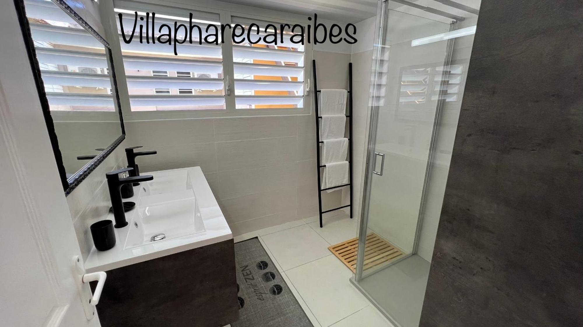 Villa Phare Caraibes Guadeloupe - Rooftop Jacuzzi & Ocean View ル・ムル エクステリア 写真